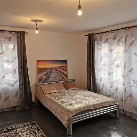 Central Enjoy And Relaxe- Wifi Apartmán *